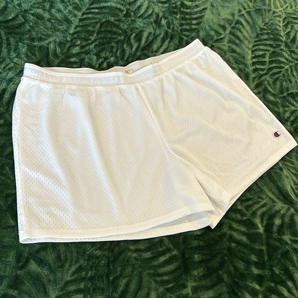 Champion Women's White Elastic Waistband Athletic Mesh Shorts Size XL
